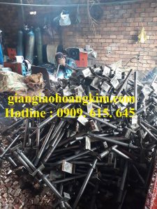 cây kích tăng giàn giáo đế U cây kích tăng giàn giáo đế U