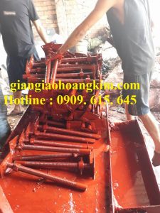 kích tăng giàn giáo đế U kích tăng giàn giáo đế U