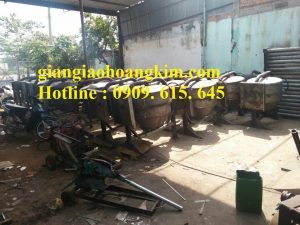 máy trộn bê tông 150L